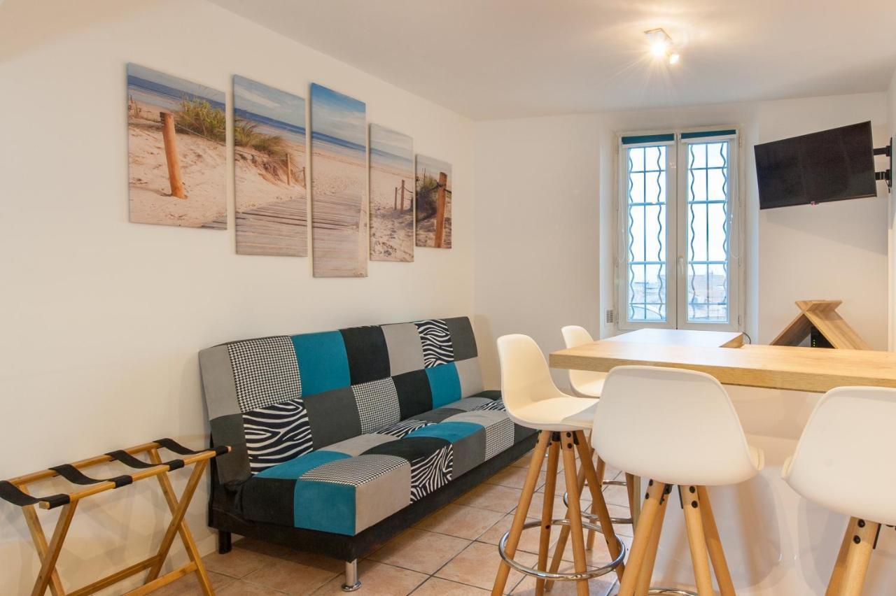 Beautiful Renovated Studio With View- Old Hyères Екстериор снимка